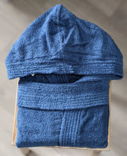 Carica l'immagine nel visualizzatore di Gallery, Accappatoio Spugna Via Roma 60