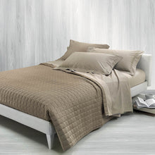 Carica l'immagine nel visualizzatore di Gallery, Completo letto matrimoniale in raso di puro cotone TEA SOMMA